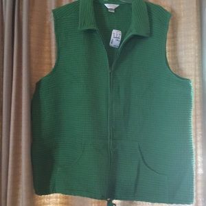 Green vest cj banks new